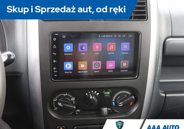 Suzuki Jimny cena 50000 przebieg: 66422, rok produkcji 2009 z Sucha Beskidzka małe 172